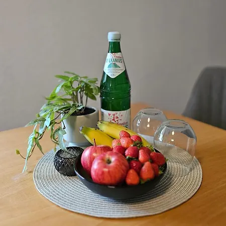 Privatunterkunft Ruhiges Ferienzimmer Mit Eigenem Bad Am Waldrand *